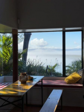 Waterfront loft with city view, Auckland